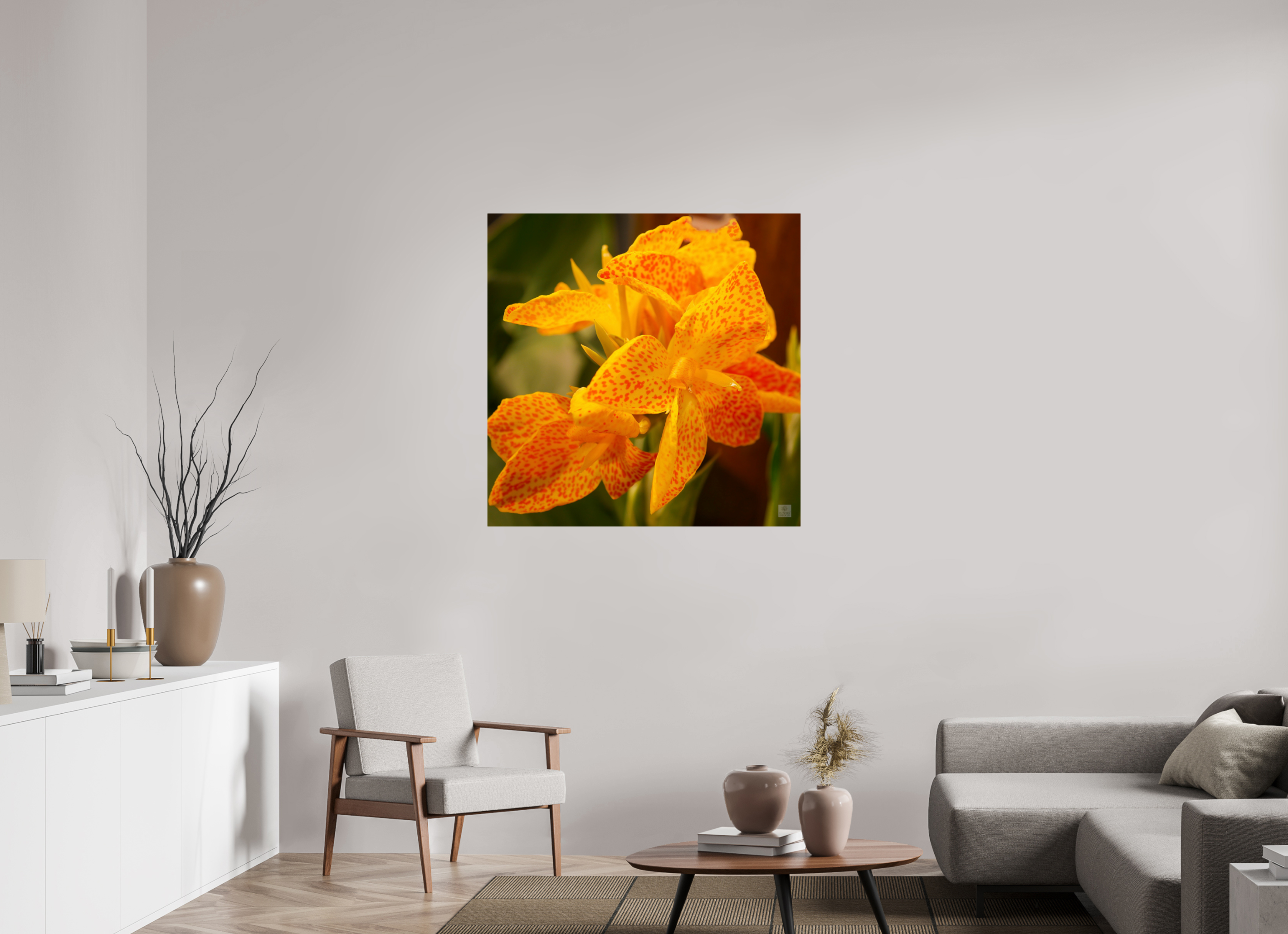Canna lily_orange & yellow_aspect ratio 1:1